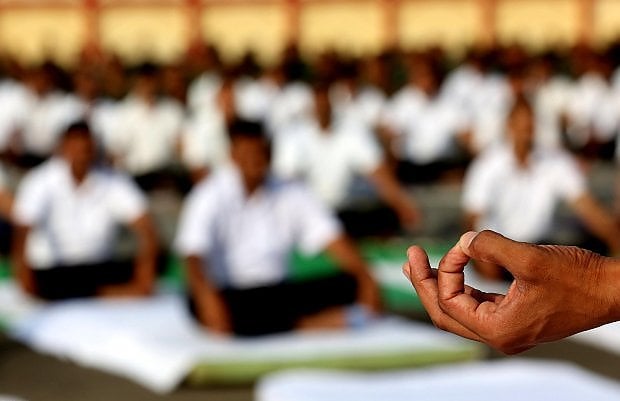 Yoga, la giornata internazionale: così si medita in piazza