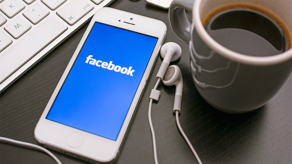 Smartphone, quanto tempo ci passiamo