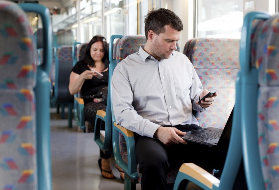 Smartphone, quanto tempo ci passiamo