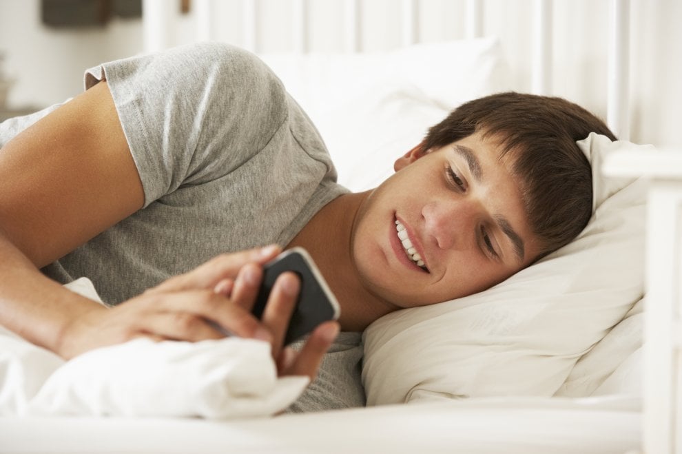 Smartphone, quanto tempo ci passiamo