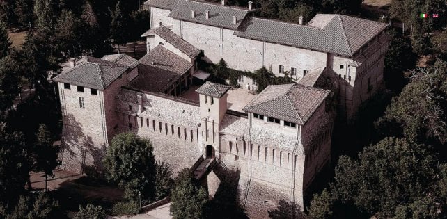 Castelli gourmet: quando il ristorante (di qualità) è tra torri e ponti levatoi