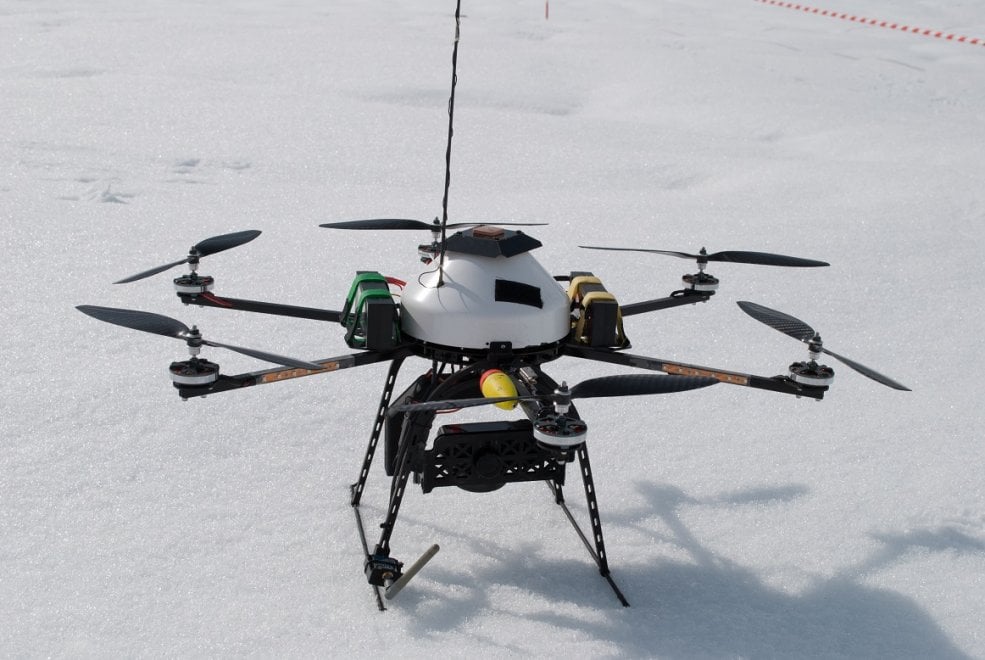 Ghiacciai, dall'Alta scuola politecnica un drone speciale per mapparne lo scioglimento