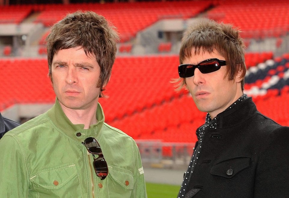 Oasis, Liam fa pace con Noel: \