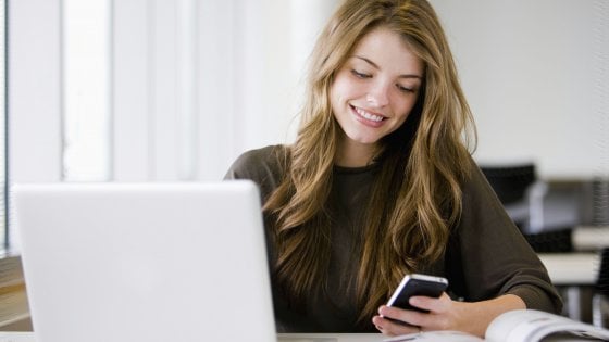Telefono e Adsl, quanti rincari: ecco come risparmiare