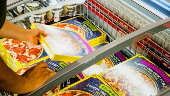 Pesce, verdure, snack: mangiamo sempre più surgelati. Un decalogo per sceglierli e conservarli
