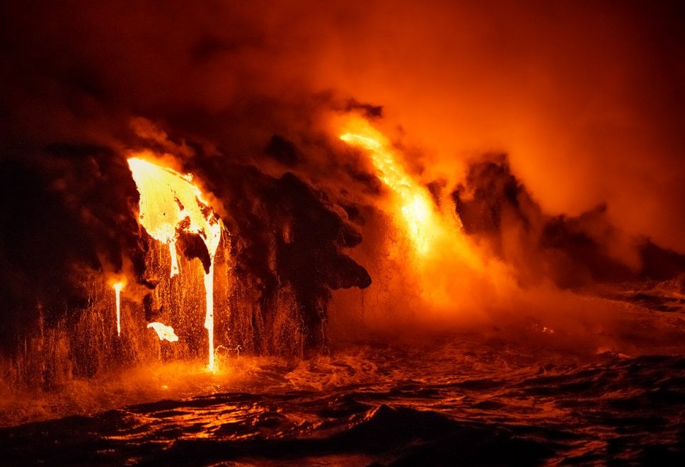 Hawaii, scatti dall'inferno: lo spettacolo della colata lavica