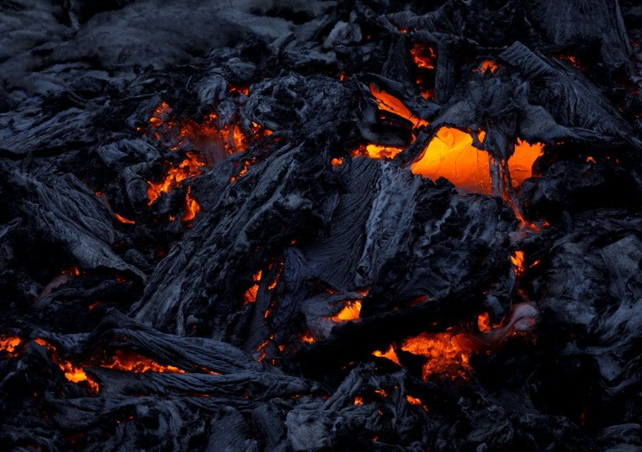 Hawaii, scatti dall'inferno: lo spettacolo della colata lavica
