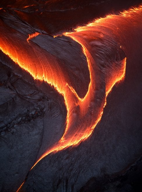 Hawaii, scatti dall'inferno: lo spettacolo della colata lavica