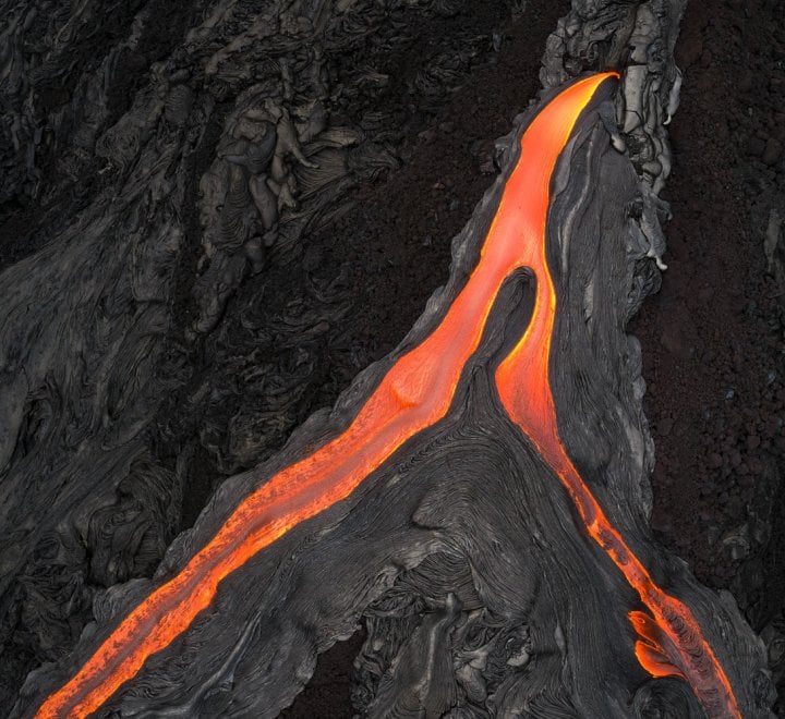 Hawaii, scatti dall'inferno: lo spettacolo della colata lavica