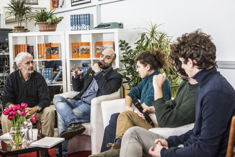 Saviano con Repubblica sotto la Nuvola