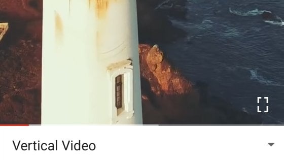 YouTube, addio alle bande nere su iOS