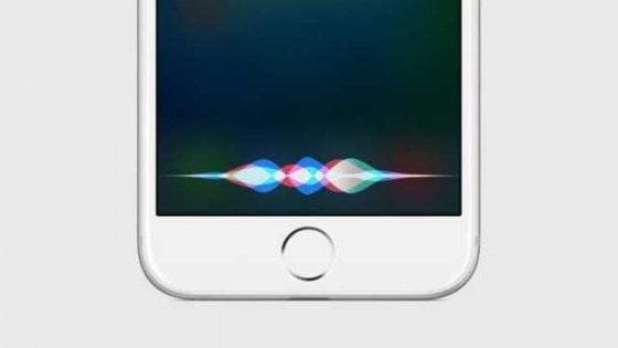 Siri chiacchierona, legge le notifiche a schermo bloccato