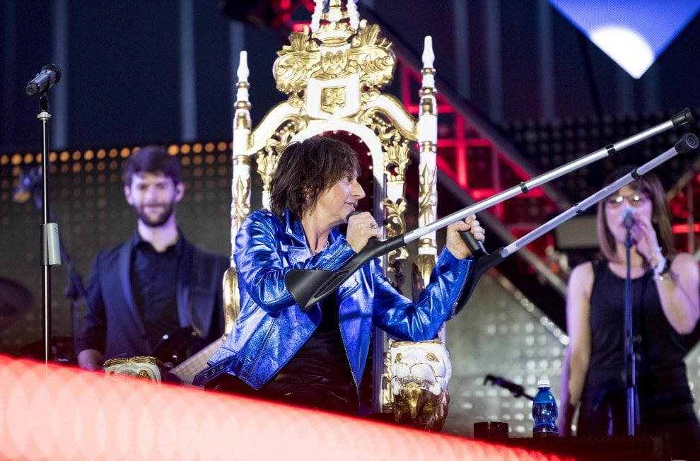 Gianna Nannini, il rock senza limiti, al Concertone con trono e ...