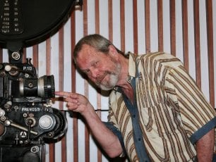 Media francesi: "Terry Gilliam colpito da ictus". È atteso a Cannes con 'L'uomo che uccise don Chisciotte'
