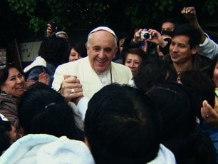 Francesco (secondo Wenders), uomo di parola e di gesti: "La Chiesa povera dei poveri"