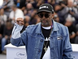 Spike Lee contro il razzismo: "Dobbiamo ribellarci alle balle che i leader raccontano"