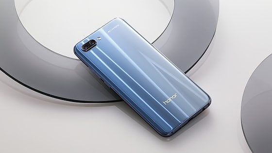 Smartphone, anche Honor scopre l'intelligenza artificiale 