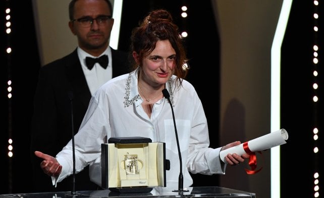 Palma d'oro al Giappone, ma Italia sul podio: la migliore sceneggiatura a Alice Rohrwacher, migliore attore Marcello Fonte per 'Dogman '