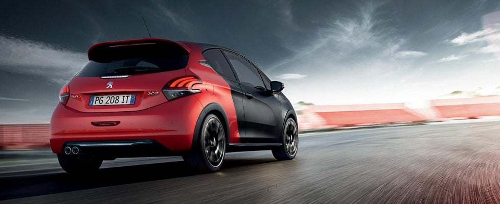 Nuova 208 GTi by Peugeot Sport, voglia di rally