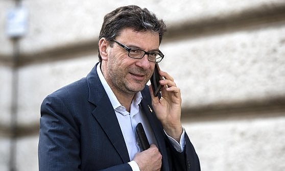 Governo, totoministri Lega-5s. Tre ipotesi per Savona: Politiche Europee, Esteri o fuori. Incognita Fratelli d'Italia