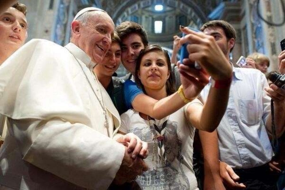 Giornata mondiale del selfie, quando un autoscatto diventa di tendenza