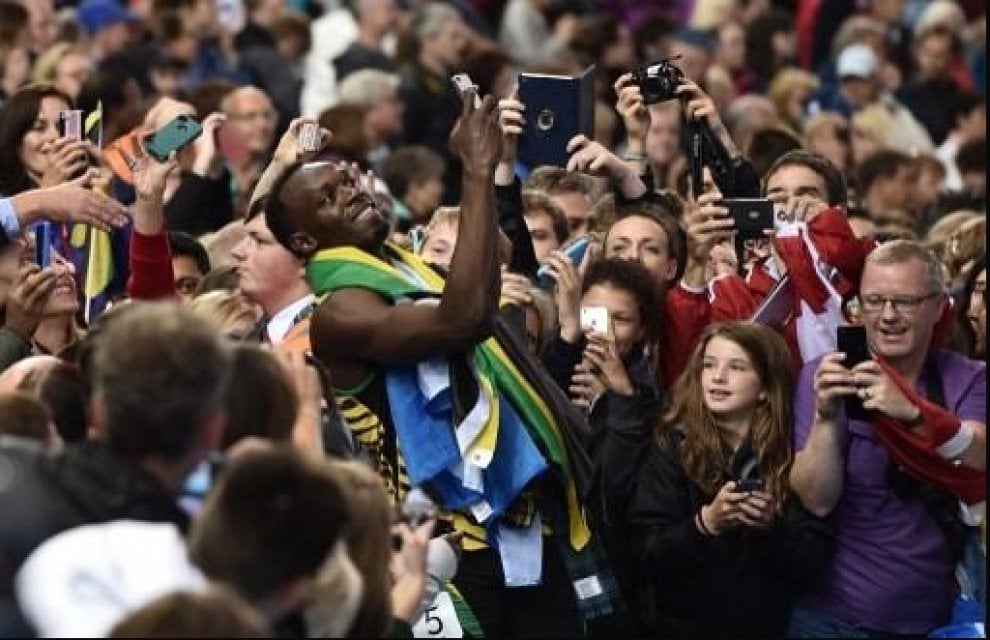 Giornata mondiale del selfie, quando un autoscatto diventa di tendenza