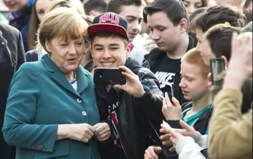 Giornata mondiale del selfie, quando un autoscatto diventa di tendenza