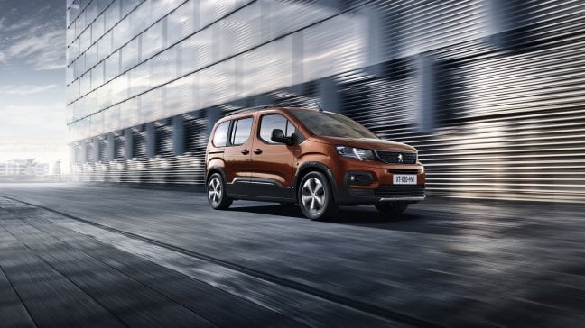 FOTO - Peugeot Rifter, scatti d'autore