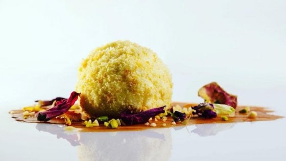 &nbsp;Nuvola di cassata, del ristorante stellato Il Bavaglino, di Giuseppe Costa