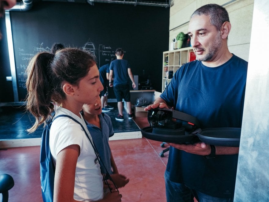 Il disegno avverato di Enea: ecco come Bigrock ha dato vita al suo mostro blu che ride