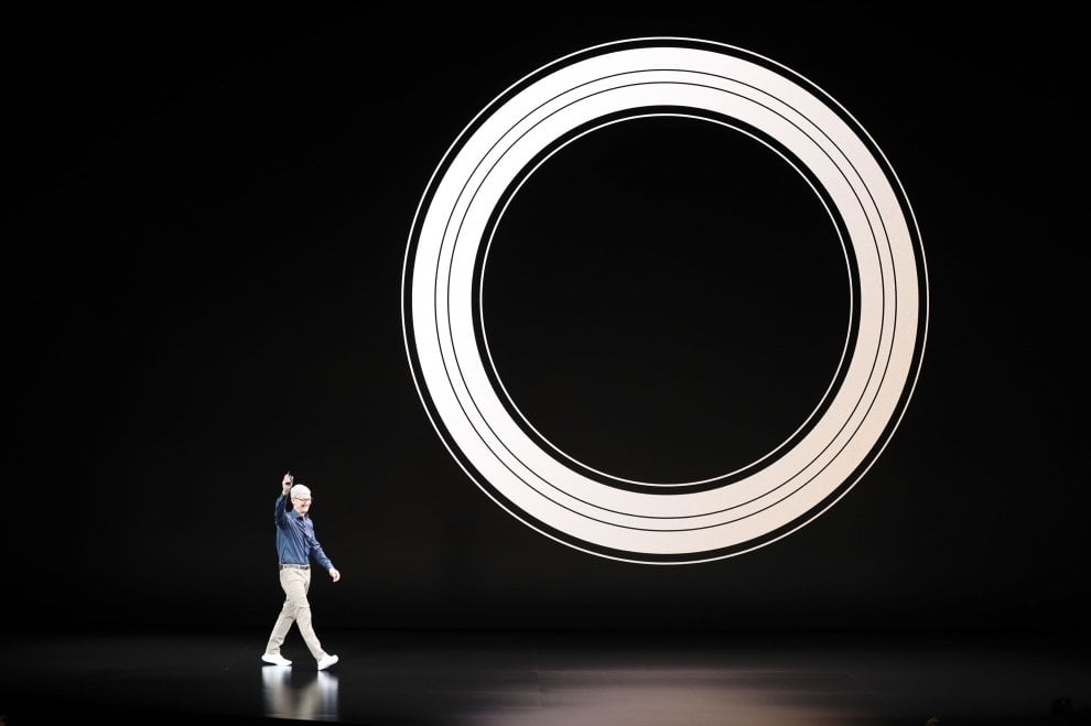 Cupertino, al via il keynote: Apple presenta i nuovi iPhone