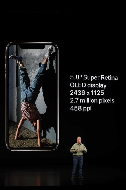 Apple, i nuovi iPhone: Xs, Xs Max e Xr. "Impermeabile perfino alla birra"