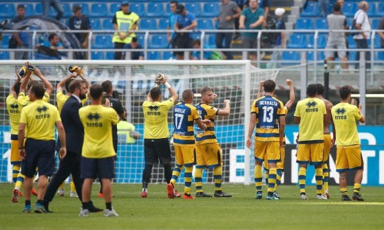Inter-Parma 0-1, un eurogol di Dimarco affonda i nerazzurri