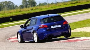 Peugeot 308 Arduini corse, <br />se una GTi non basta