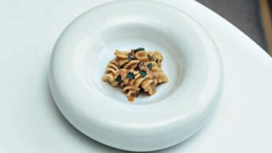 &nbsp;Nduja e Ricci di mare di Luca Abbruzzino. (foto di Roselena Ramistella)