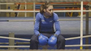 <a href="https://video.repubblica.it/dossier/festa-del-cinema-di-roma-2018/altro-che-million-dollar-baby-irma-testa-e-butterfly/317417/318047" fck_savedurl="">Altro che 'Million Dollar Baby', Irma Testa porta i guantoni di Butterfly</a>
