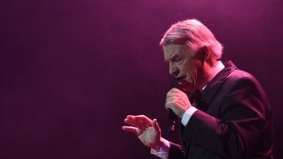 Ecco perch&eacute; Salvatore Adamo &egrave; un grande combattente e un artista romantico