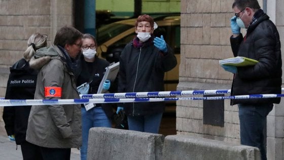 Il luogo dell'accoltellamento a Bruxelles