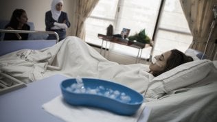 Cos&igrave; le moderne Sherazade vanno a Beirut a farsi iniettare il botulino
