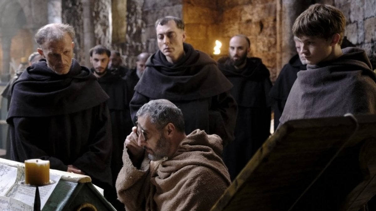 Il Nome Della Rosa Serie Tv Puntate