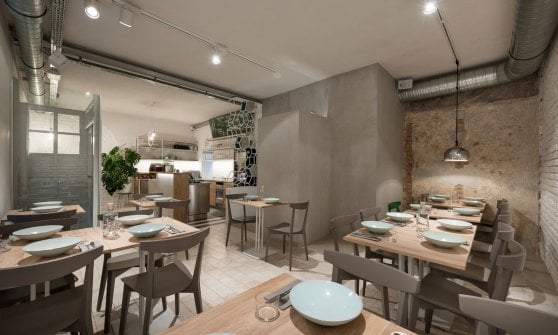 La sala del Monstera Bistro
