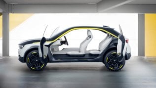 Opel GT X – Gli interni