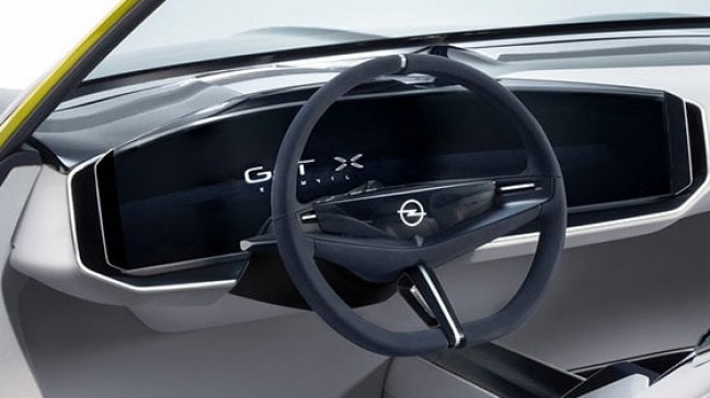 Opel GT X, lo spettacolo della purezza della plancia