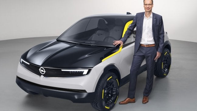 Mark Adams presenta la concept car Opel GT X Experimental