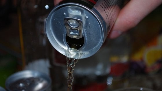 Troppi energy drink fanno impazzire il cuore