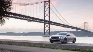 What Drives You? <br />Break Peugeot 508 Sw
