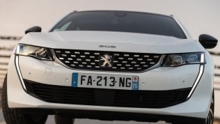Peugeot 508 SW esterni 2