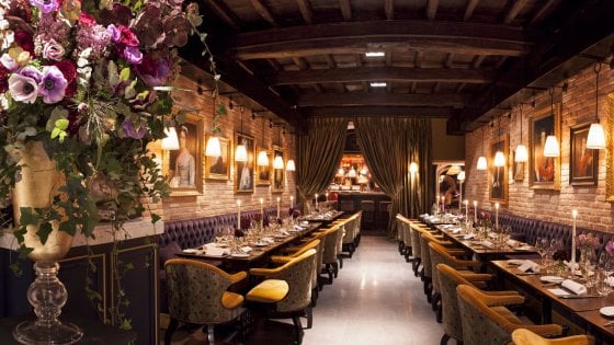 La prima sala del ristorante Casa Coppelle