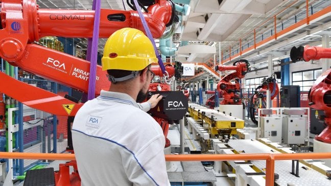 <a href="https://rep.repubblica.it/pwa/generale/2019/07/25/news/_chi_ha_lavorato_con_sergio_marchionne_si_e_preso_una_laurea_in_management_finanza_politica_oratoria_e_se_possibile_in_-231819341/?refresh_ce">"Chi ha lavorato con lui si &egrave; preso una laurea in management, finanza, politica, oratoria e, se possibile, in forza di volont&agrave;" <br /></a>