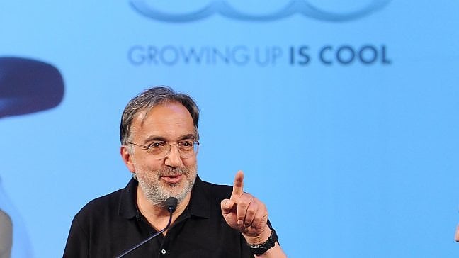 <a href="https://rep.repubblica.it/pwa/generale/2019/07/24/news/marchionne_e_quel_look_casual_che_richiama_zuckerberg_e_la_silicon_valley-231937558/?refresh_ce">Marchionne e quel look da Silicon Valley<br /></a>